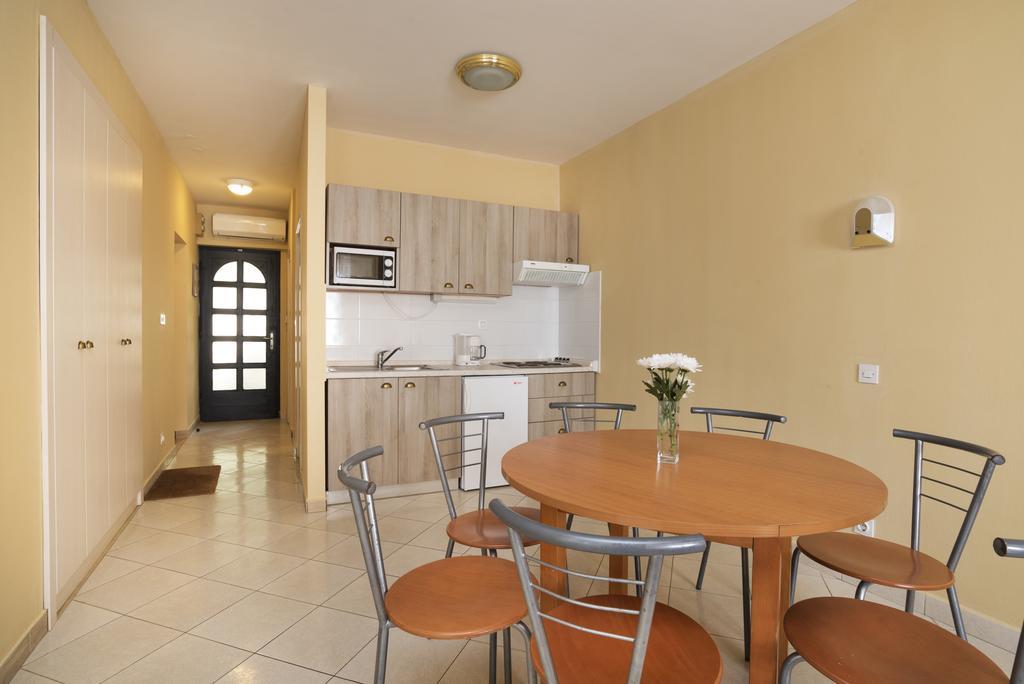 אומאג Apartments Amfora Plava Laguna מראה חיצוני תמונה